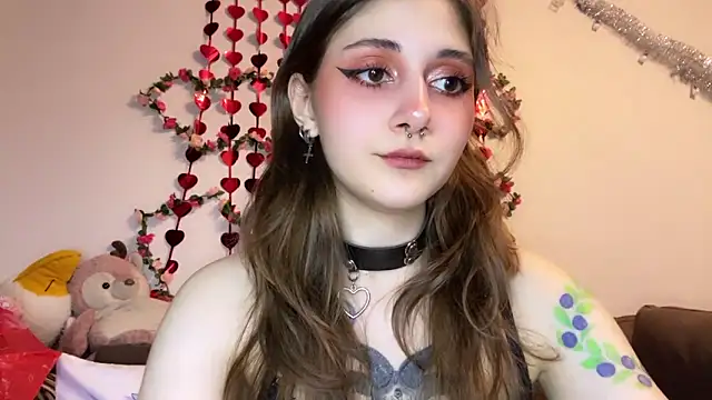 Snapshot of _Devill_Baby chatting on 03.05.25 Devill Baby online show from 03.05.25