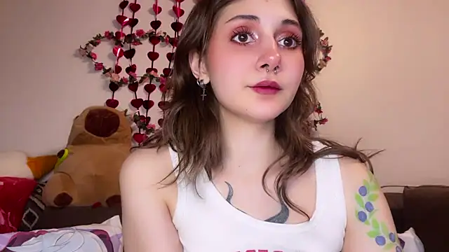 Snapshot of _Devill_Baby chatting on 03.20.25 Devill Baby online show from 03.20.25