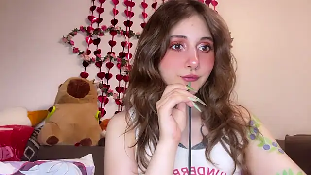 Snapshot of _Devill_Baby chatting on 03.20.25 Devill Baby online show from 03.20.25