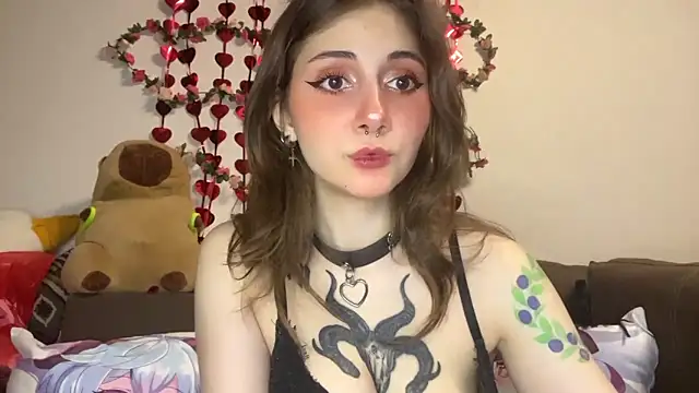 Snapshot of _Devill_Baby chatting on 03.21.25 Devill Baby online show from 03.21.25