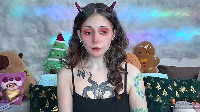 Snapshot of _Devill_Baby chatting on 12.18.25 Devill Baby online show from 12.18.25