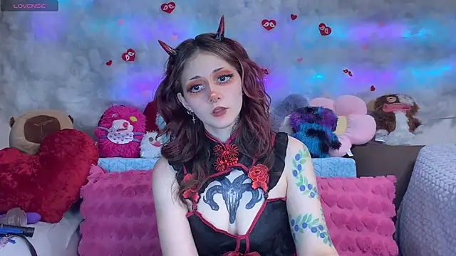 Snapshot of _Devill_Baby chatting on 02.09.26 Devill Baby online show from 02.09.26