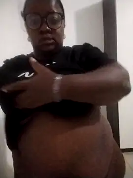 Snapshot of HotBootyBabe90 chatting on 02.20.26 HotBootyBabe90 online show from 02.20.26