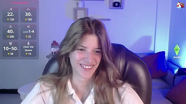 Snapshot of Nora_Vennucci chatting on 12.20.24 Nora Vennucci online show from 12.20.24