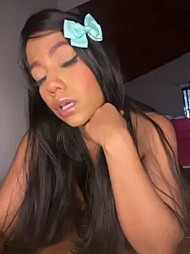 Snapshot of shaylin_brooke1 chatting on 11.16.25 shaylin brooke1 online show from 11.16.25