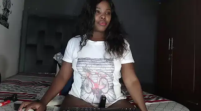 Snapshot of Zammy_Johnson chatting on 02.28.25 Zammy Johnson online show from 02.28.25