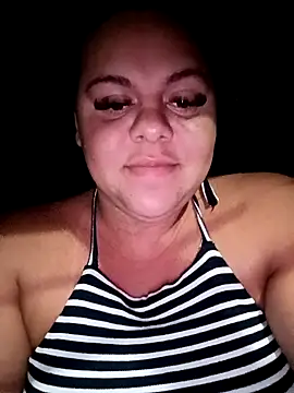 Snapshot of lima_2480 chatting on 12.15.25 lima 2480 online show from 12.15.25