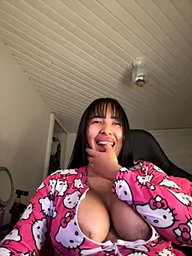 Anily Lovely online show from 10.01.25