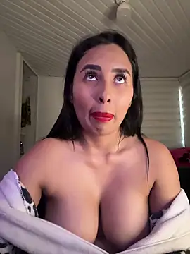 Anily Lovely online show from 04.03.26