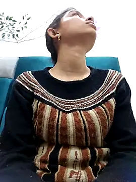 Snapshot of Aleena_Rai chatting on 02.07.25 Aleena Rai online show from 02.07.25