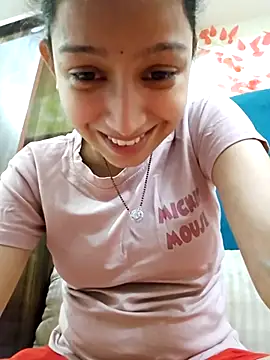 Snapshot of Aleena_Rai chatting on 03.19.25 Aleena Rai online show from 03.19.25