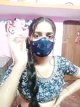 Snapshot of Cute-Simmi chatting on 12.03.24 Cute-Simmi online show from 12.03.24