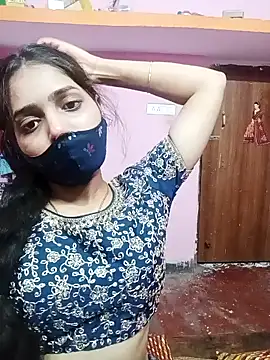 Snapshot of Cute-Simmi chatting on 12.16.24 Cute-Simmi online show from 12.16.24