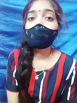 Snapshot of Cute-Simmi chatting on 01.21.25 Cute-Simmi online show from 01.21.25