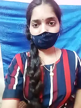 Snapshot of Cute-Simmi chatting on 01.30.25 Cute-Simmi online show from 01.30.25