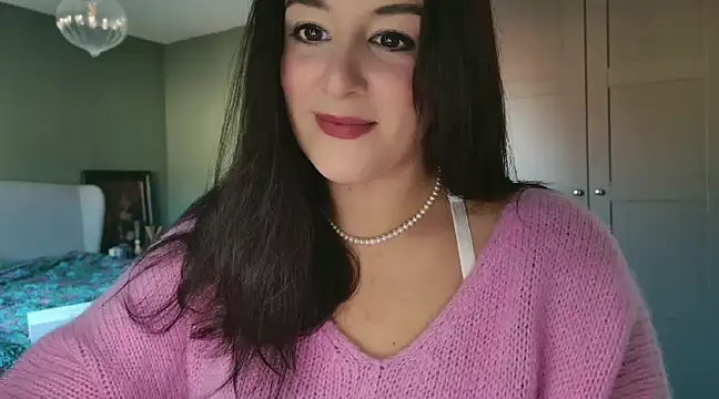 flatwhite0 online show from 01.02.25