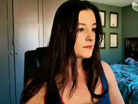 flatwhite0 online show from 03.20.25