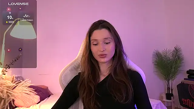 Snapshot of tender_babyy chatting on 11.26.25 tender babyy online show from 11.26.25