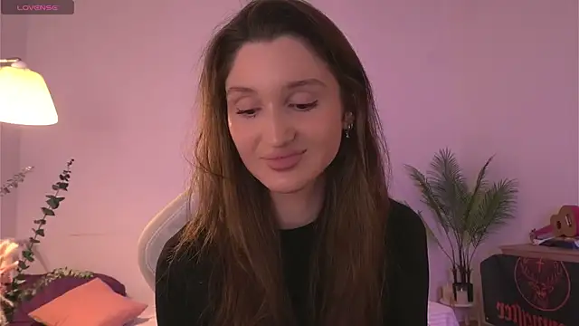 Snapshot of tender_babyy chatting on 12.14.25 tender babyy online show from 12.14.25