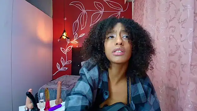 Zia Green online show from 02.26.25