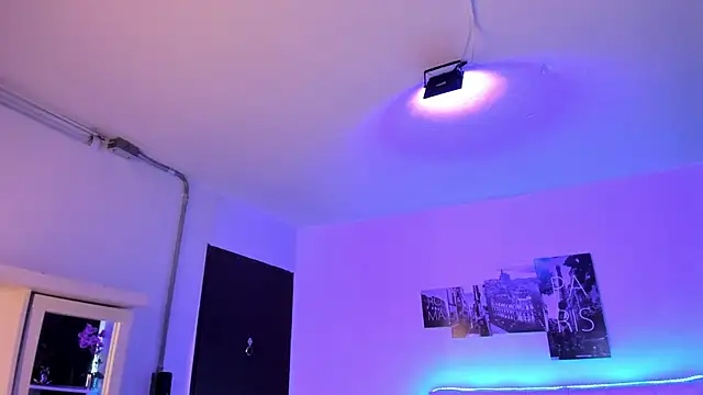 Amy Kiitty  online show from 11.15.25