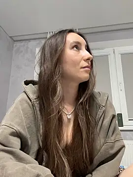 viviandaimond1 online show from 04.15.26