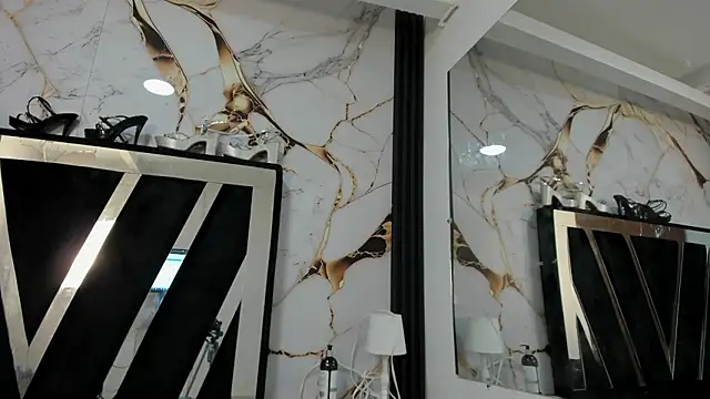 KarinaSimonz online show from 02.20.26