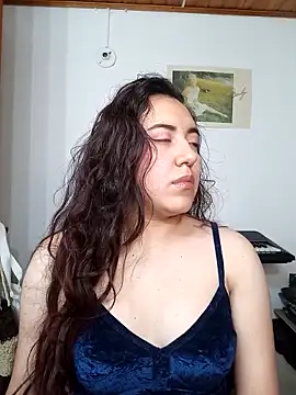 Emi chik online show from 09.10.25