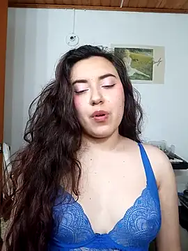 Emi chik online show from 09.21.25