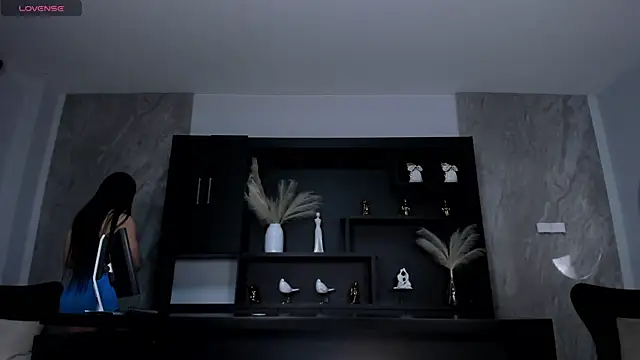 KatieNolan 1 online show from 11.18.25