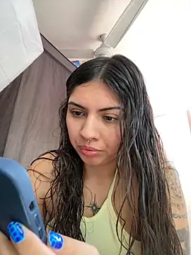 Snapshot of Argentiiniita chatting on 11.01.25 Argentiiniita online show from 11.01.25