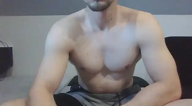 Snapshot of LoveEveryWet chatting on 03.18.25 LoveEveryWet online show from 03.18.25