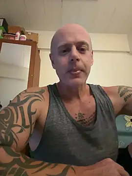 luv2masterb8247 online show from 12.18.24