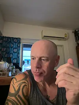 luv2masterb8247 online show from 02.20.25