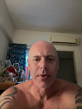 luv2masterb8247 online show from 02.24.25