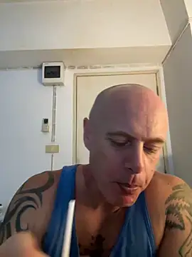 luv2masterb8247 online show from 02.25.25