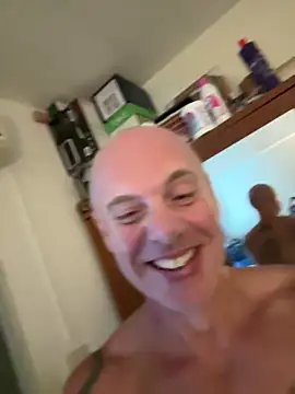 luv2masterb8247 online show from 02.26.25