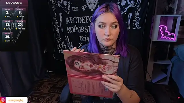 Emmybrightj  online show from 09.15.25