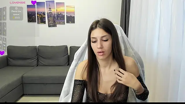 Kimi Ivy online show from 11.07.25