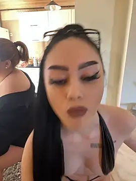 Snapshot of Gya_Rue chatting on 03.20.25 Gya Rue online show from 03.20.25