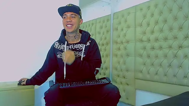 HannibalLester online show from 02.01.25