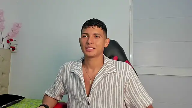 Snapshot of yei-sant chatting on 10.20.25 yei-sant online show from 10.20.25