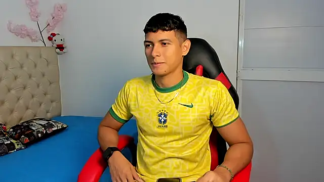 Snapshot of yei-sant chatting on 10.23.25 yei-sant online show from 10.23.25