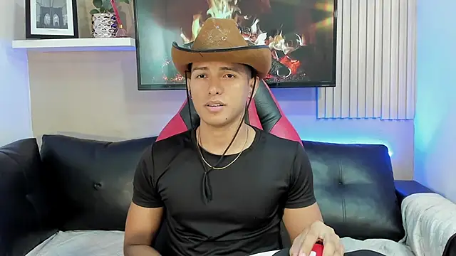 Snapshot of yei-sant chatting on 11.20.25 yei-sant online show from 11.20.25