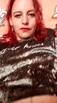 Snapshot of Rachhelle__ chatting on 12.22.24 Rachhelle online show from 12.22.24