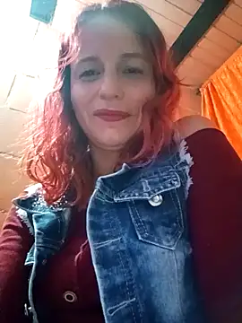 Snapshot of Rachhelle__ chatting on 01.08.25 Rachhelle online show from 01.08.25