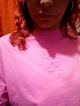 Snapshot of Rachhelle__ chatting on 01.18.25 Rachhelle online show from 01.18.25