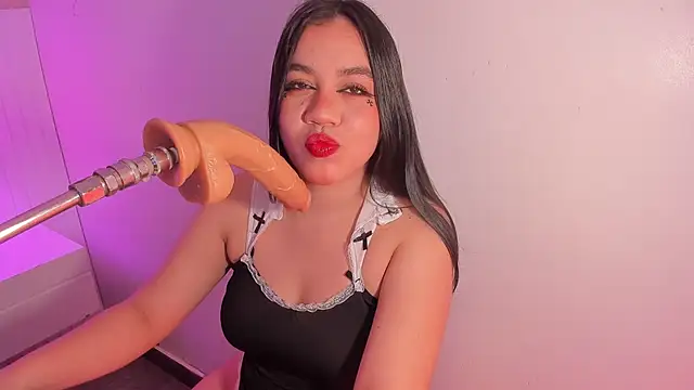 emma smile online show from 04.12.26