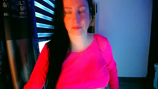 Snapshot of Sebriena chatting on 02.24.25 Sebriena online show from 02.24.25