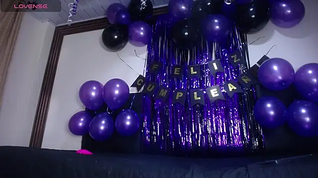 AnnieScott  online show from 11.18.25